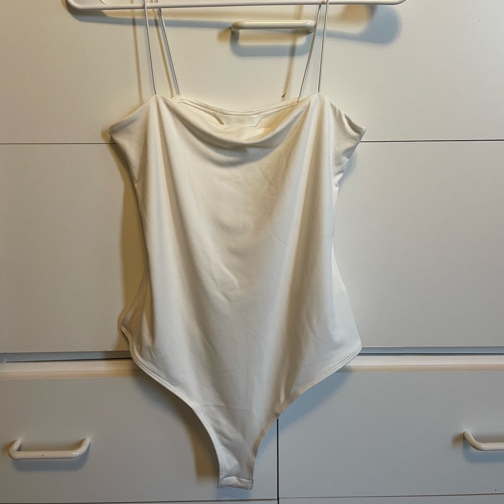 NWT H&M bodysuit